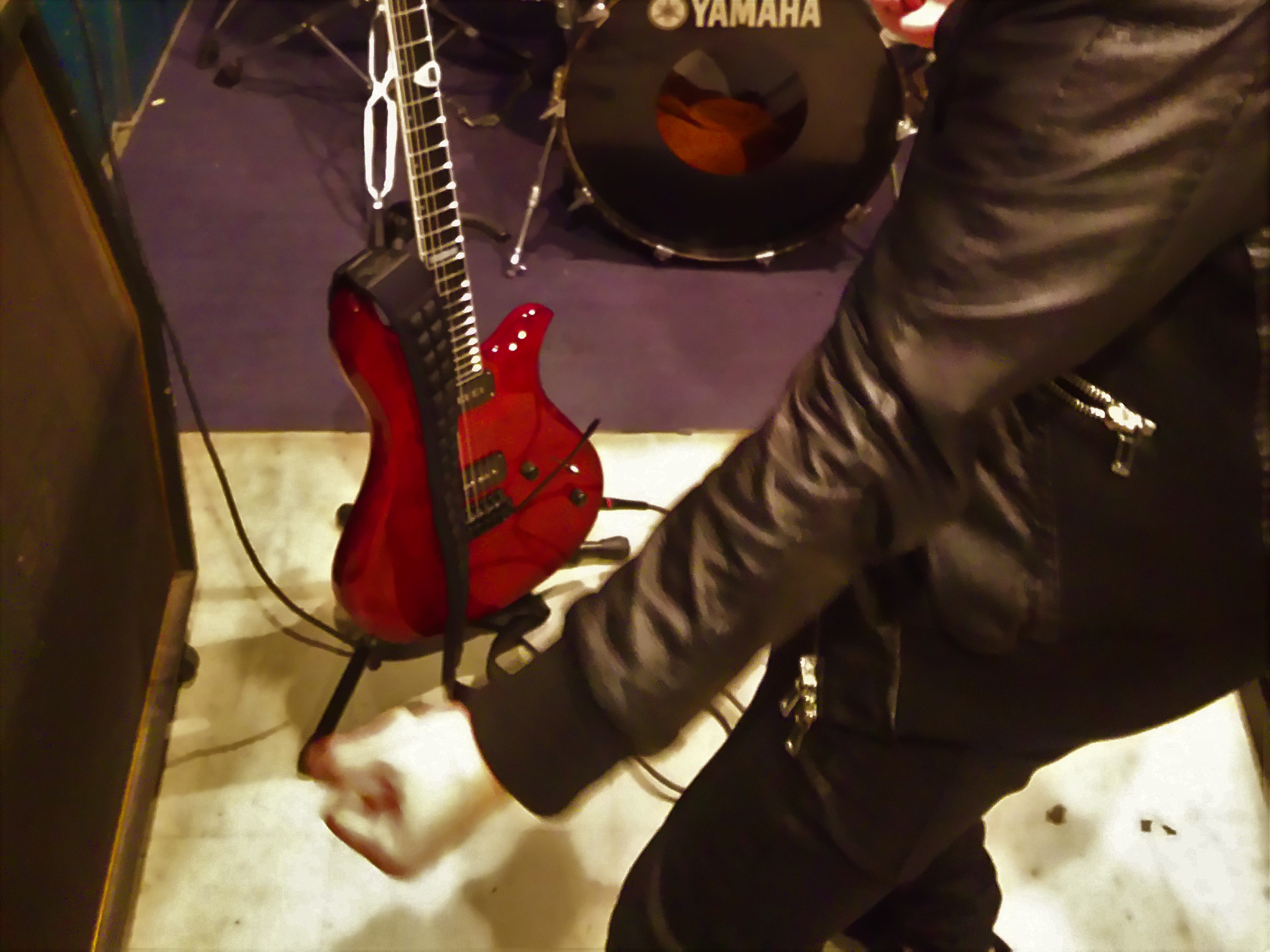 １００万円のギター